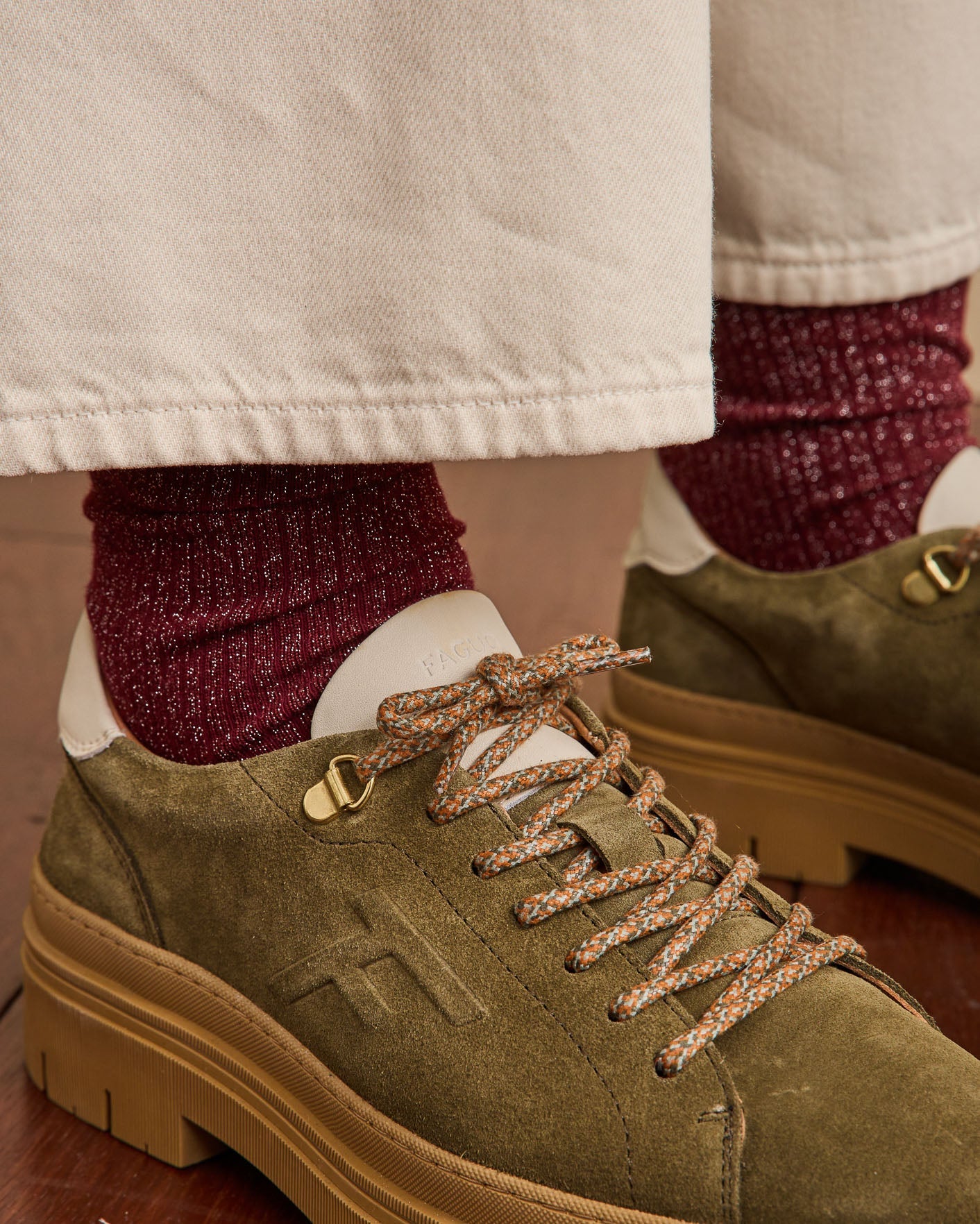 faguo-marblewood-chaussures-basses-femme-en-cuir-su-de-kaki image 3