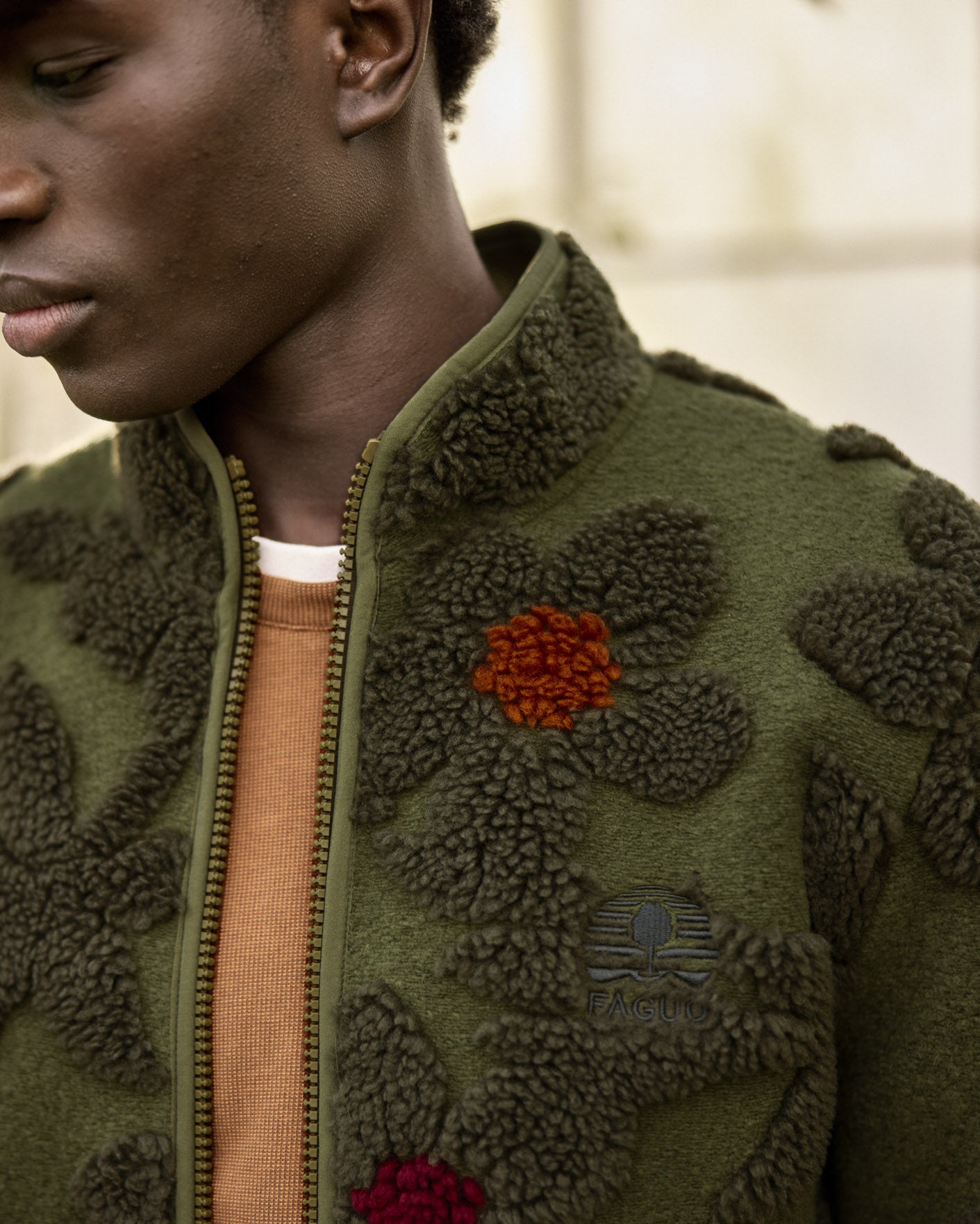 faguo-senonche-veste-polaire-olive-kaki-sherpa image 4