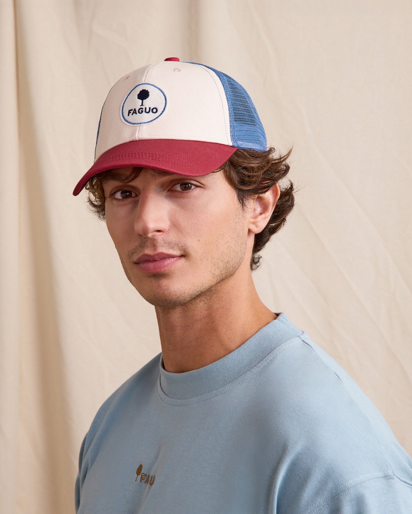 faguo-trucker-casquette-rouge-et-bleu-marine-homme image 2