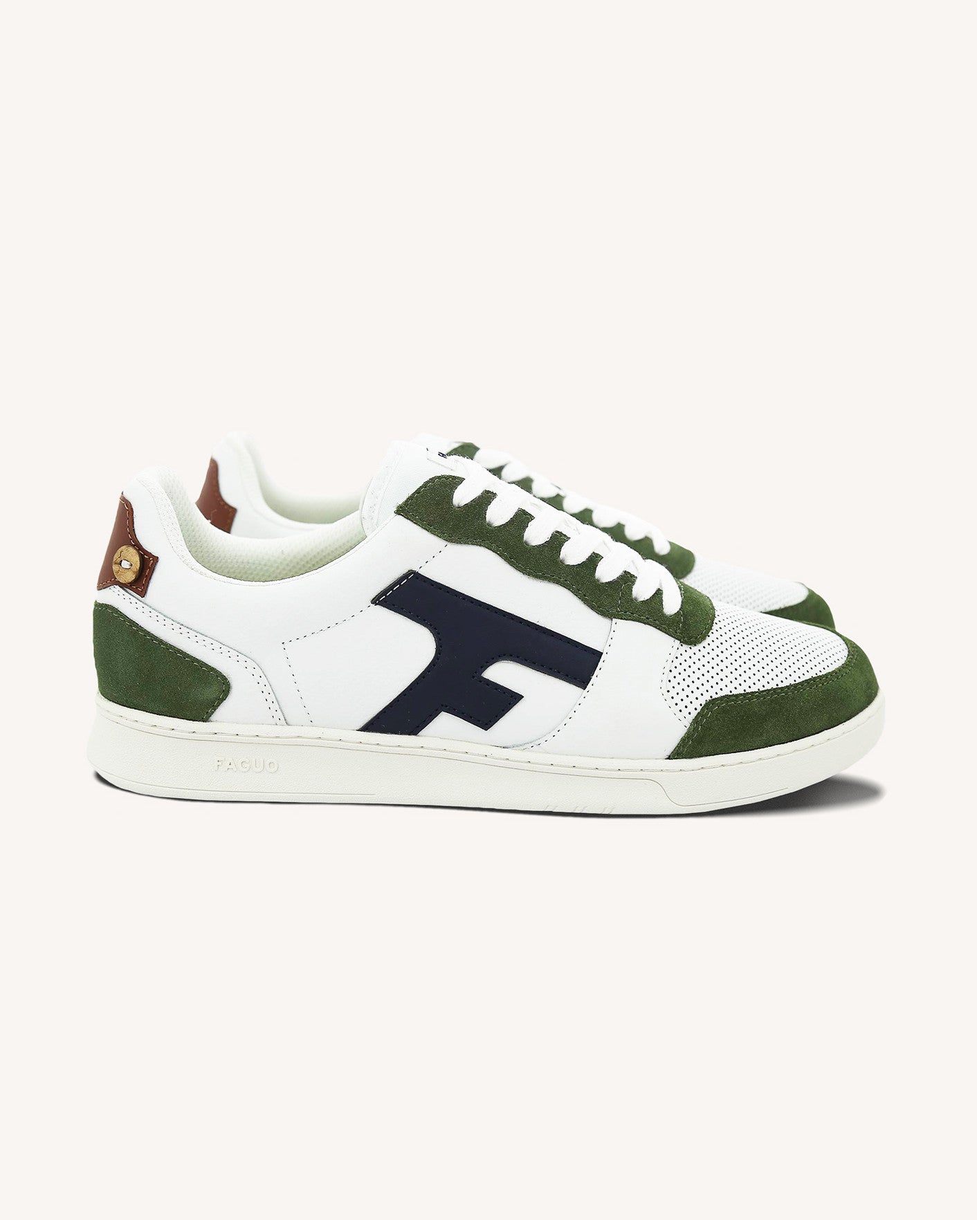 faguo-hazel-baskets-cuir-blanc-bleu-et-kaki-homme image 1