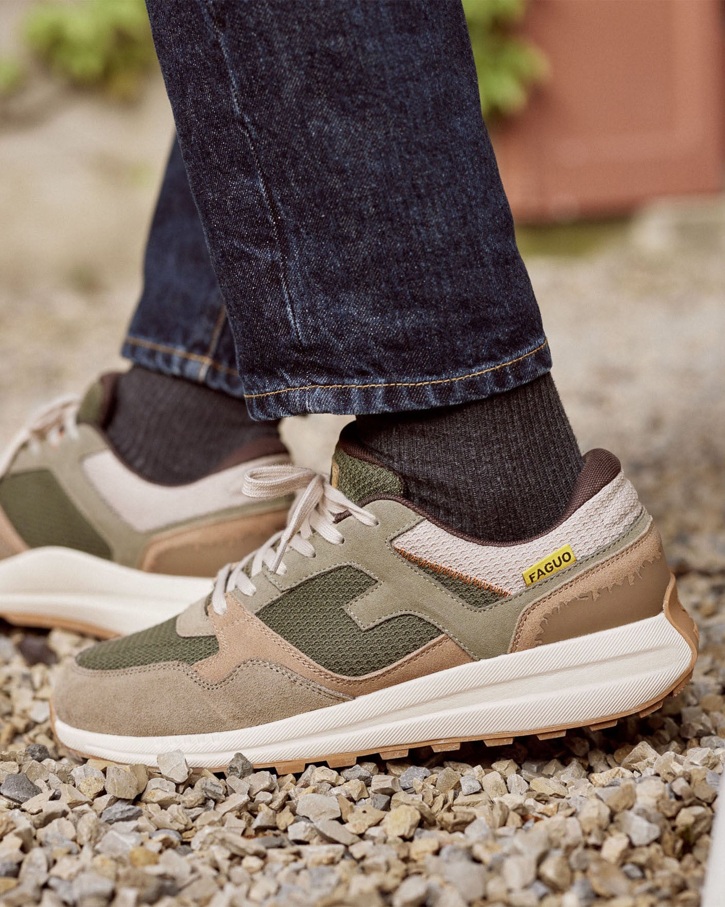 faguo-limwood-baskets-running-kaki-marron-cuir-su-de image 2