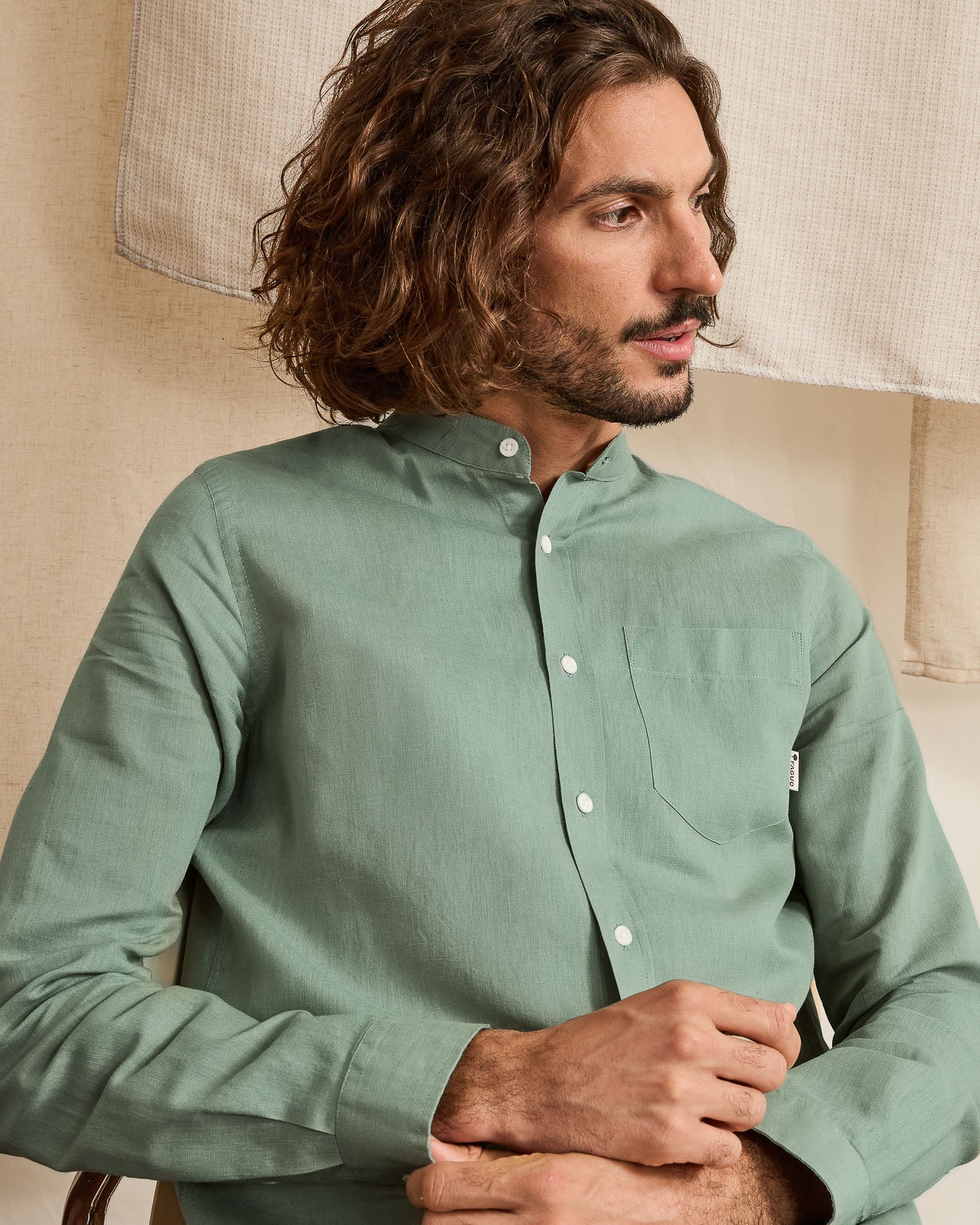 faguo-chiavari-chemise-en-lin-vert-clair-col-officier image 3