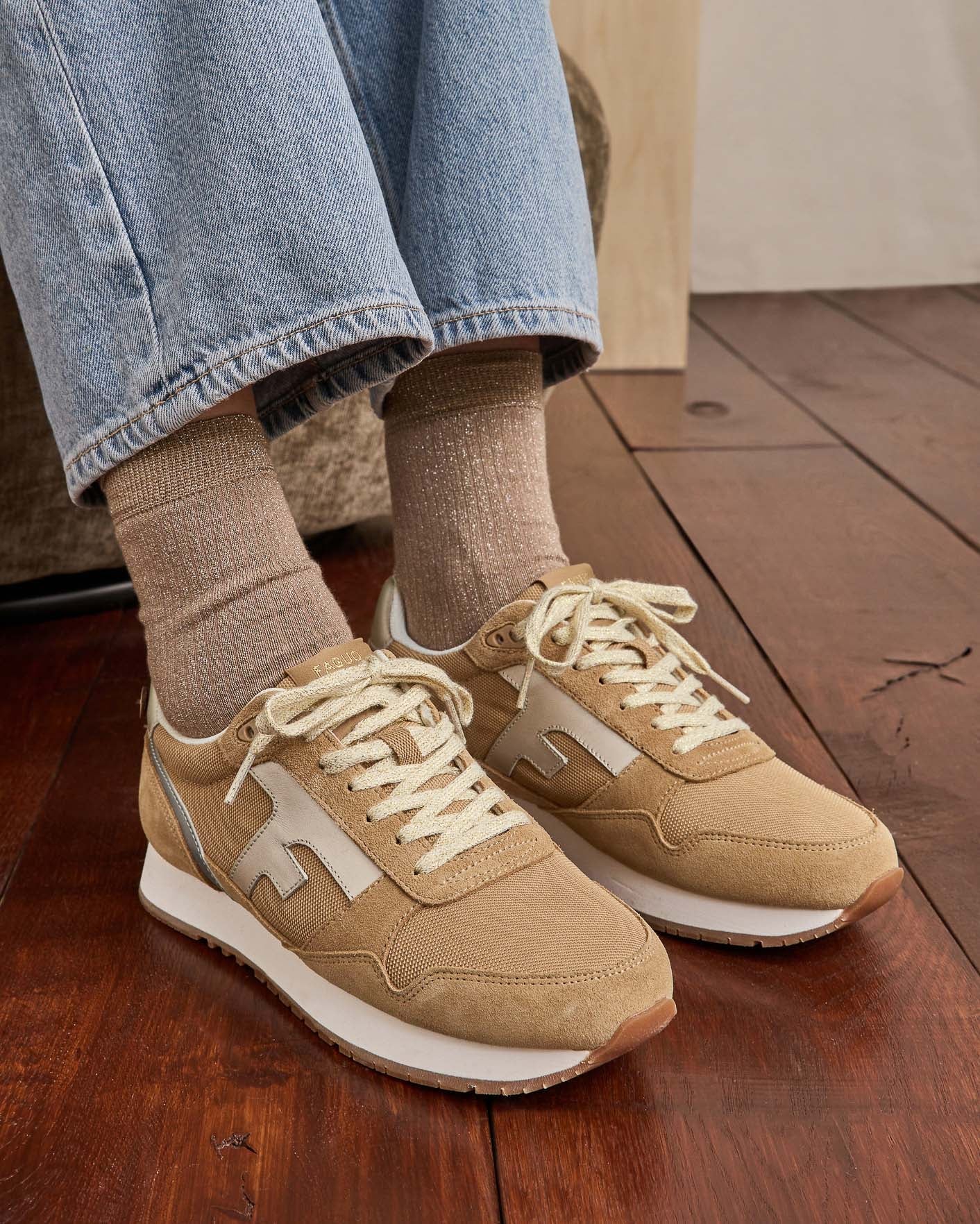 faguo-elm-baskets-femme-beige-et-dor-cuir-su-de image 6