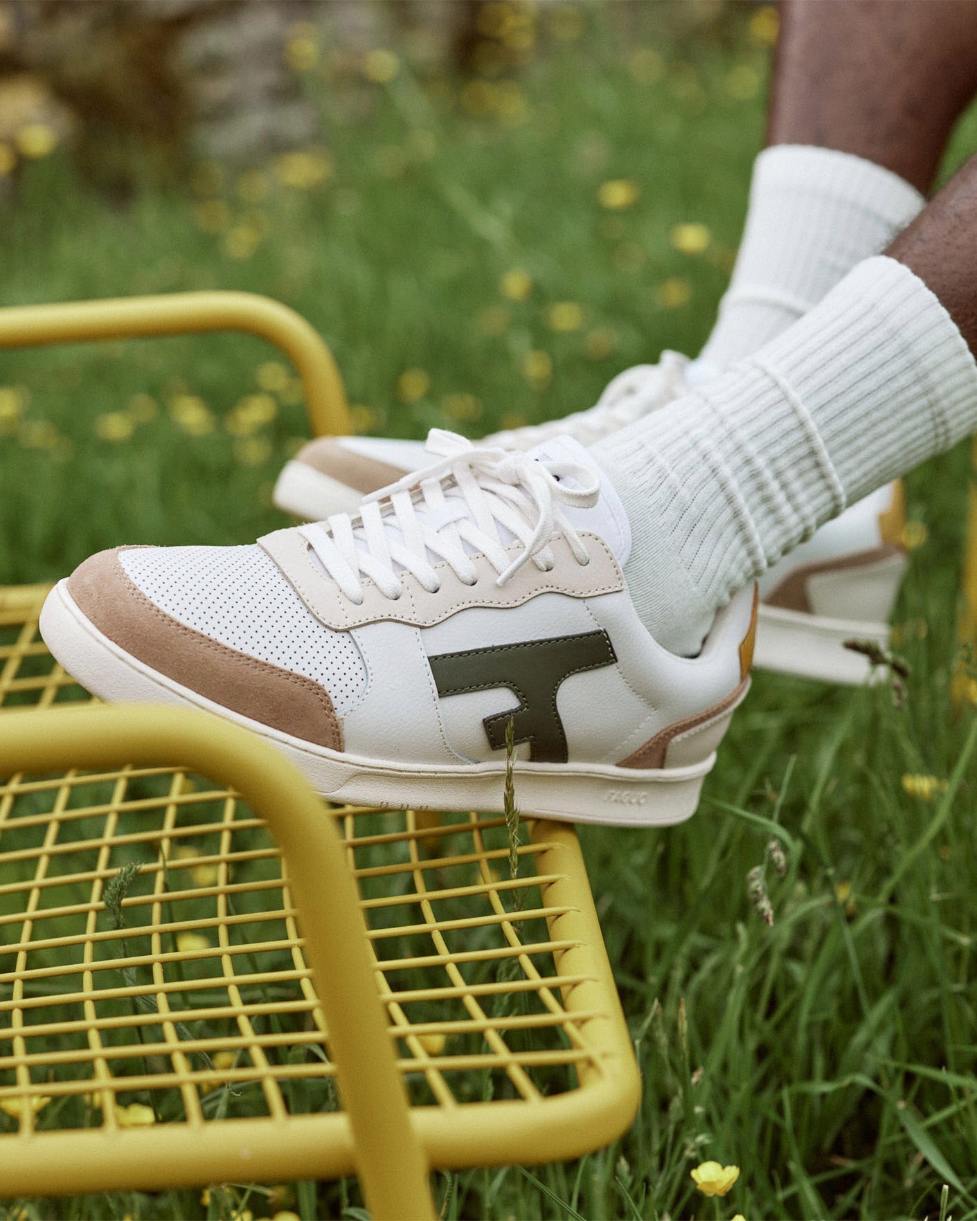 faguo-hazel-baskets-cuir-blanc-et-beige image 2