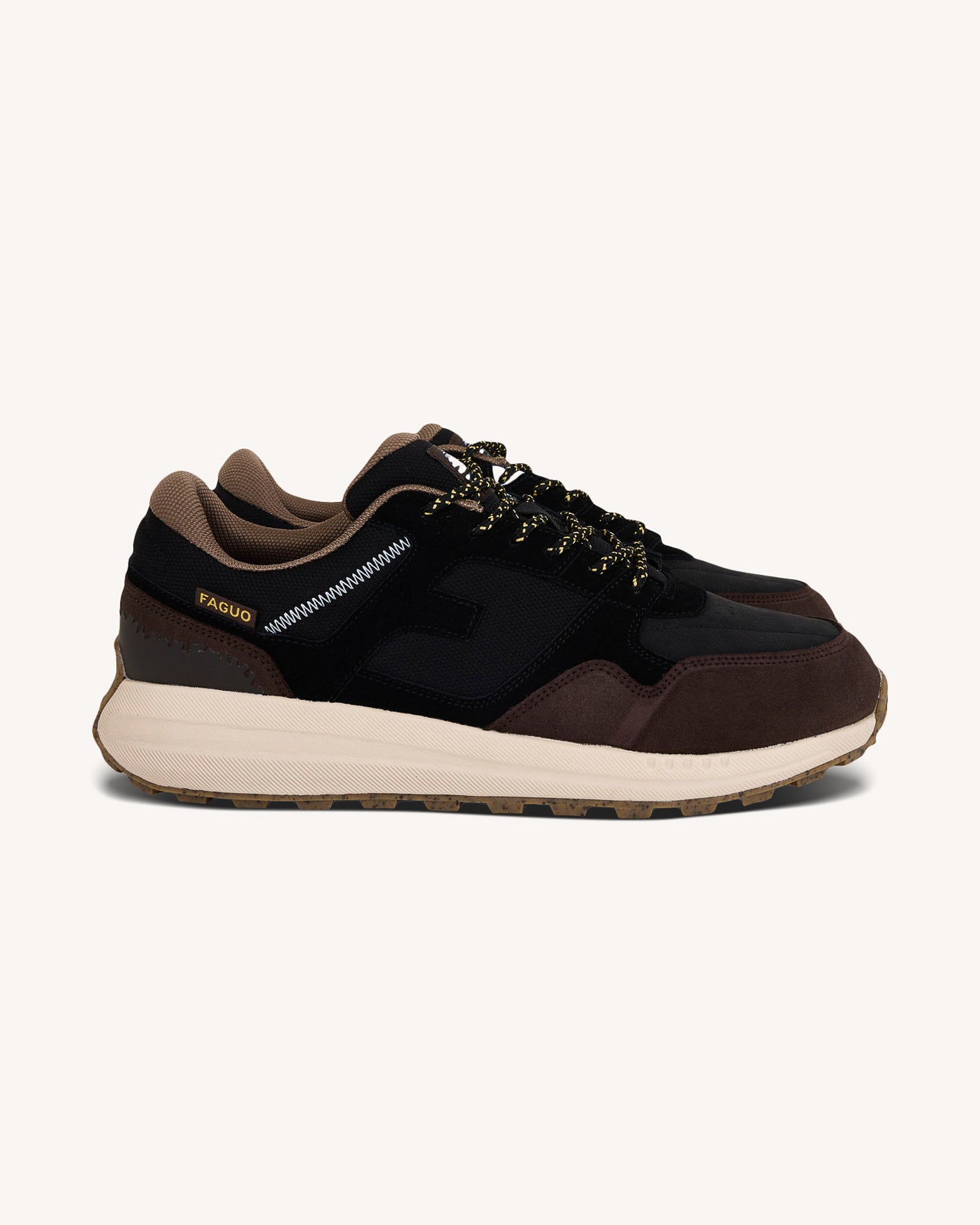 faguo-baskets-limwood-noir-et-marron-fonc-running-outdoor image 1