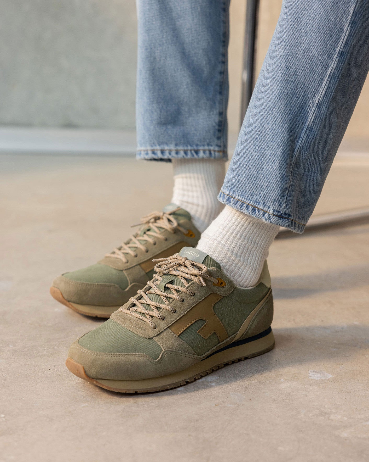 faguo-elm-baskets-kaki-fonc-style-running-r-tro image 2