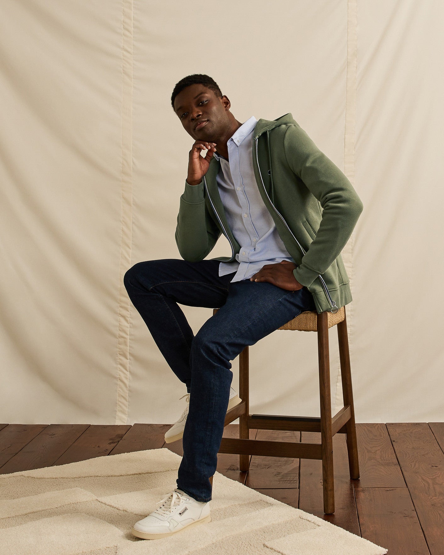 faguo-mesnil-sweat-zipp-homme-kaki-zip-tricolore image 3