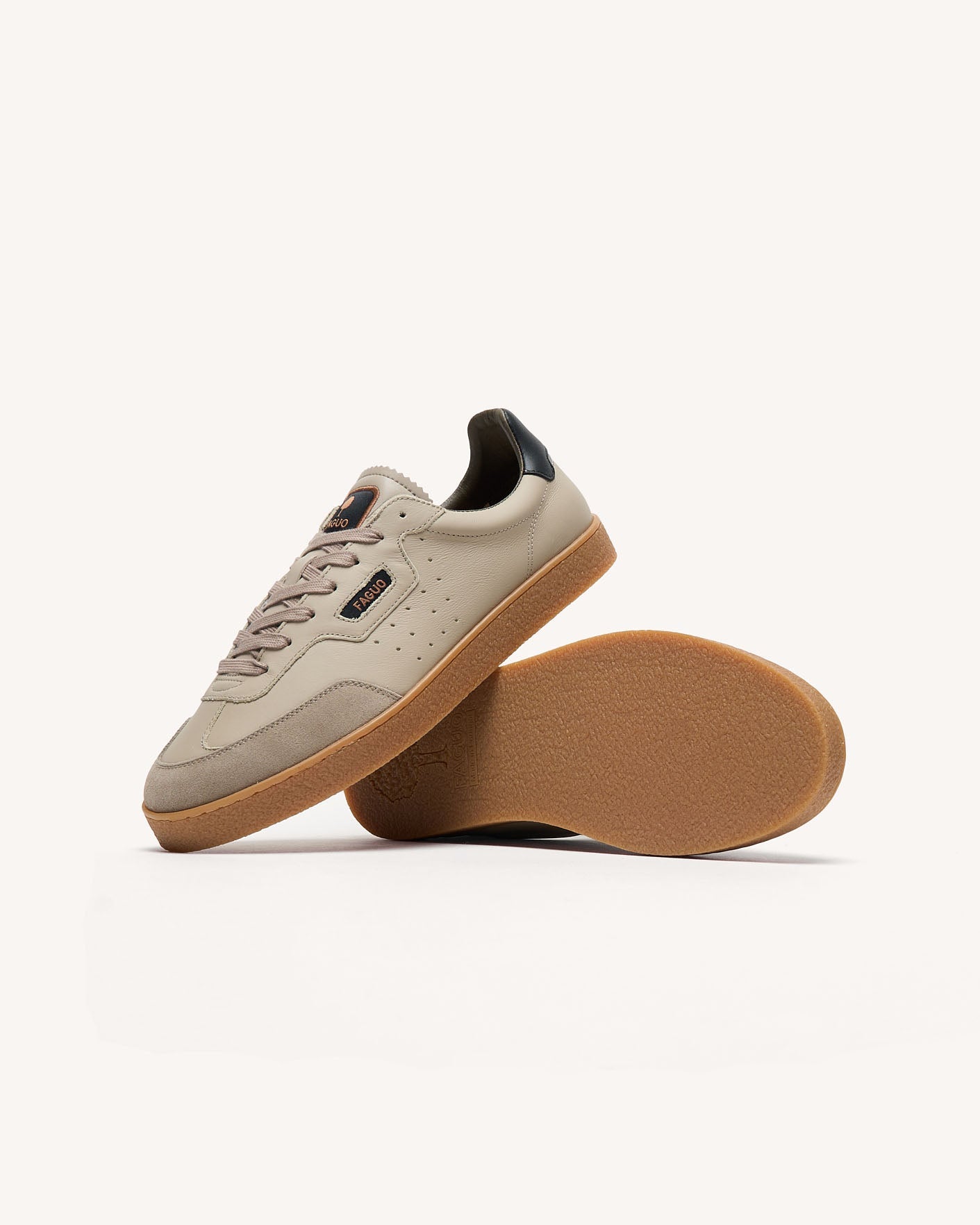 faguo-lumbo-baskets-cuir-beige-et-noir-homme image 6