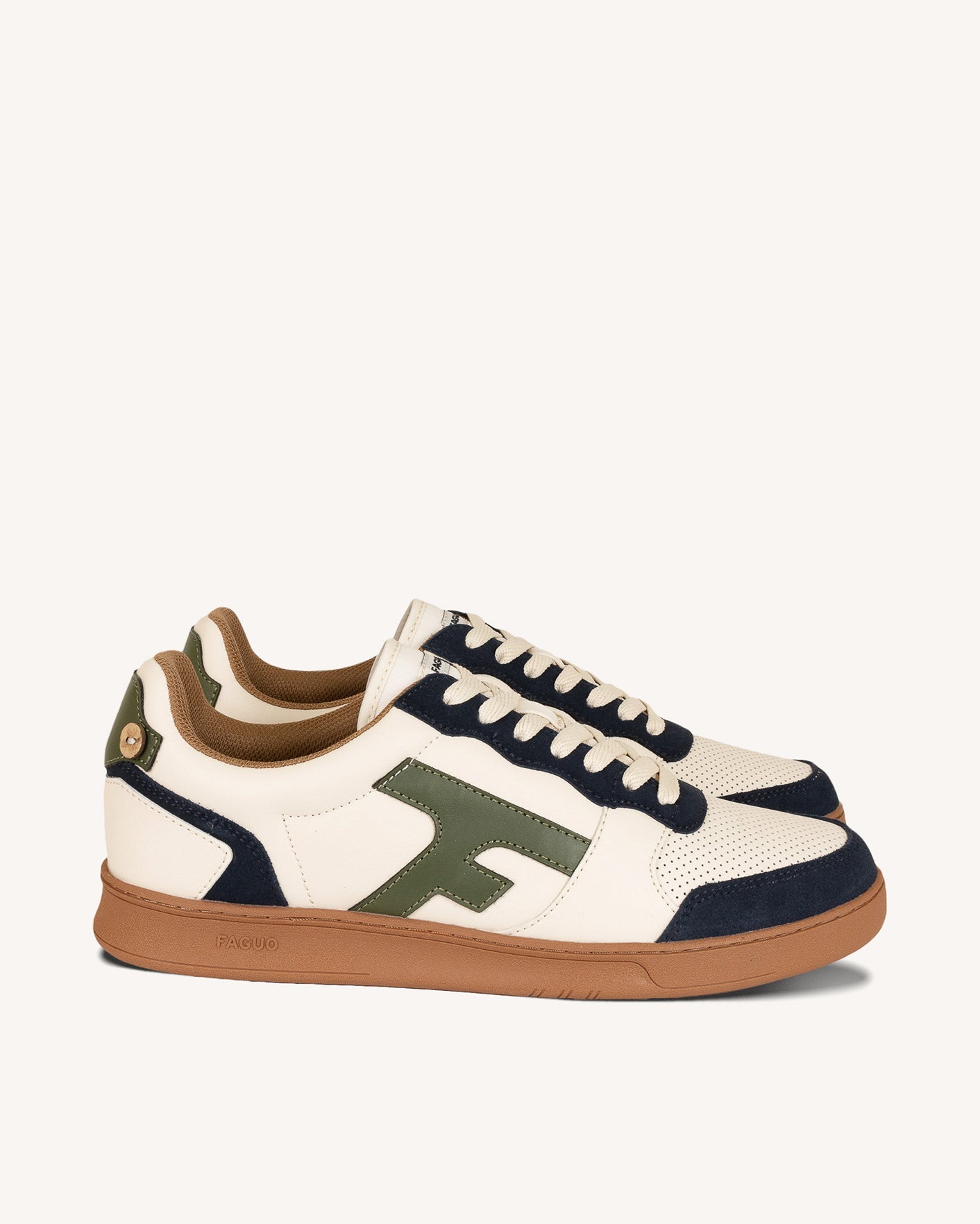 faguo-hazel-baskets-cuir-cru-et-bleu-marine-homme image 1