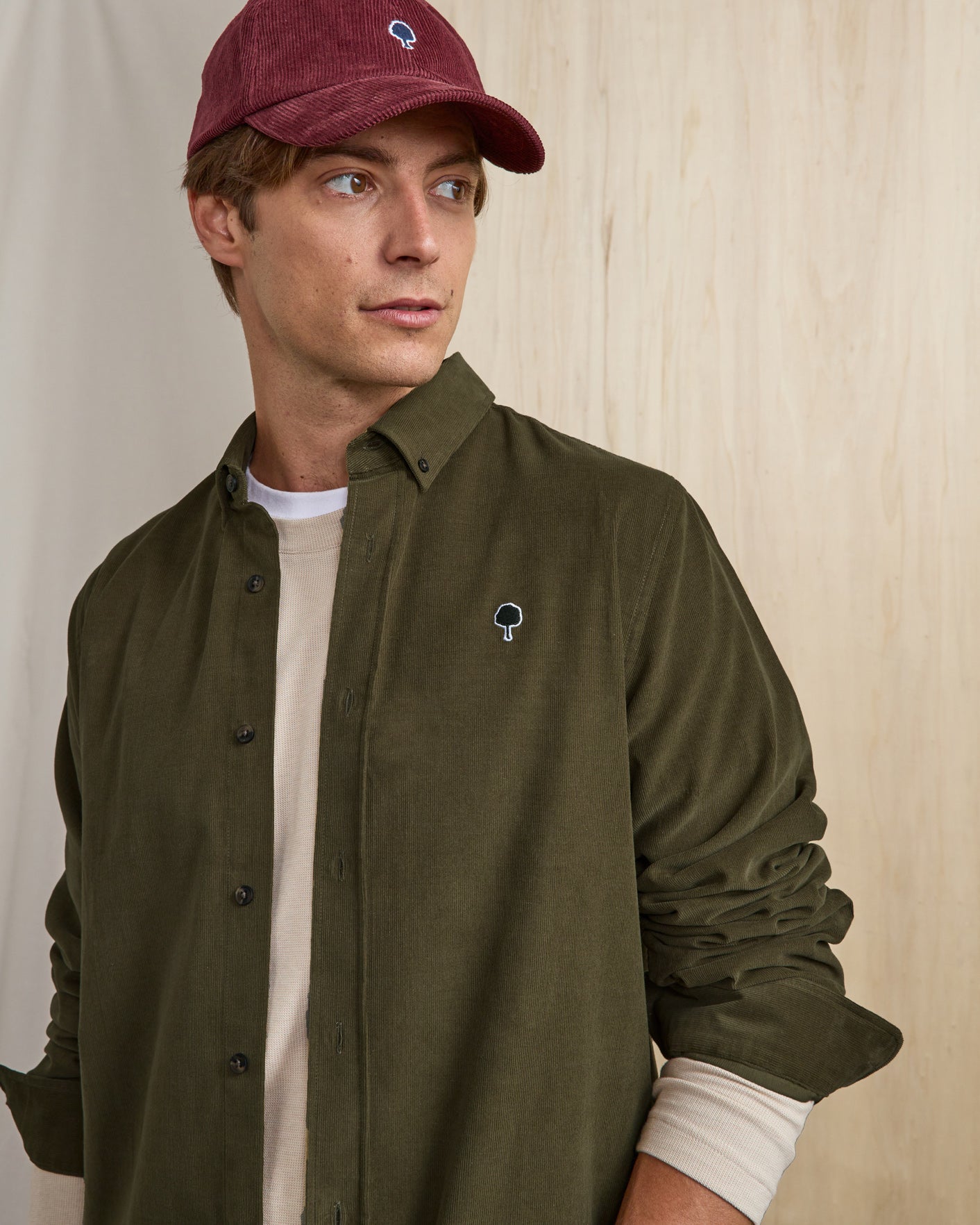 faguo-ivoy-chemise-velours-vert-olive-fonc image 6