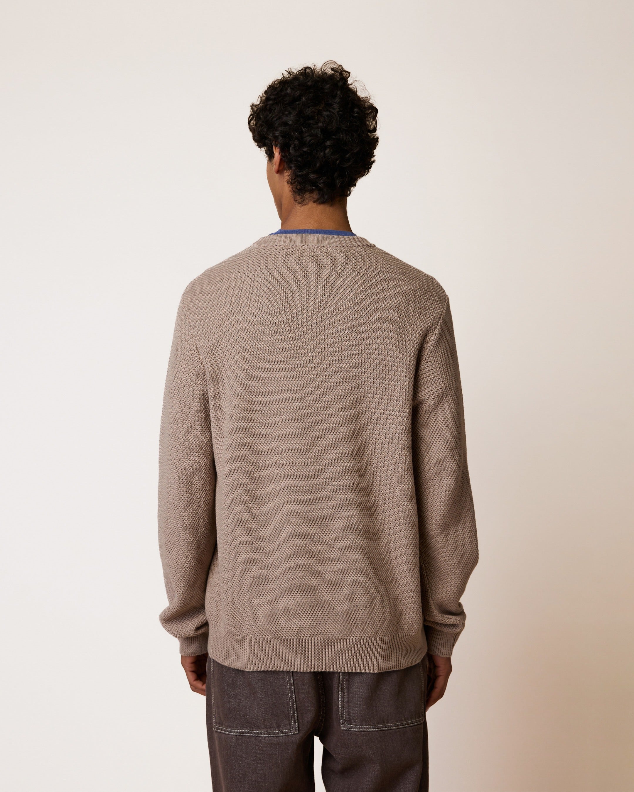 faguo-opale-pull-col-rond-beige-fonc-coton-bio-homme image 6