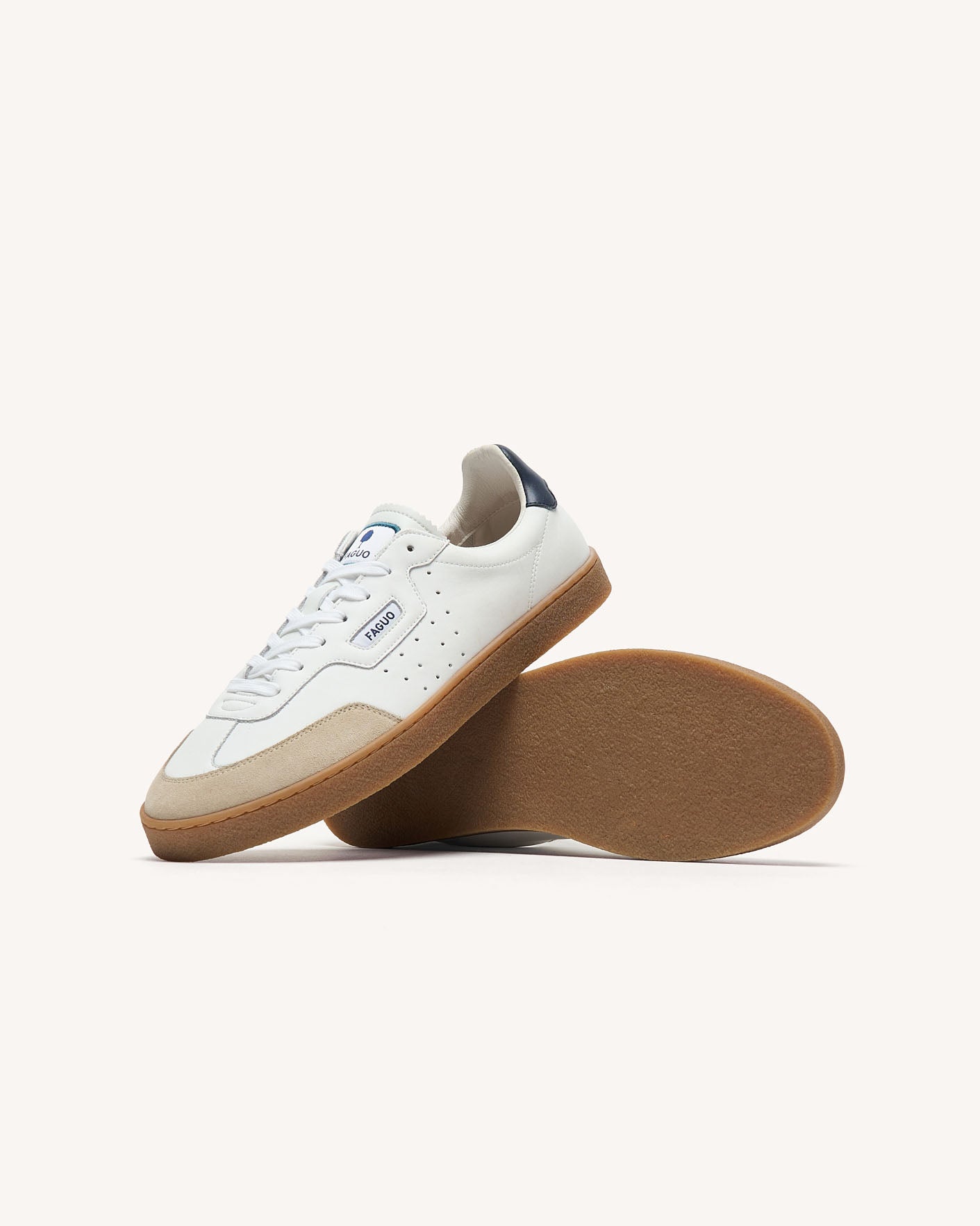 faguo-lumbo-baskets-cuir-et-su-de-blanc-et-bleu image 6
