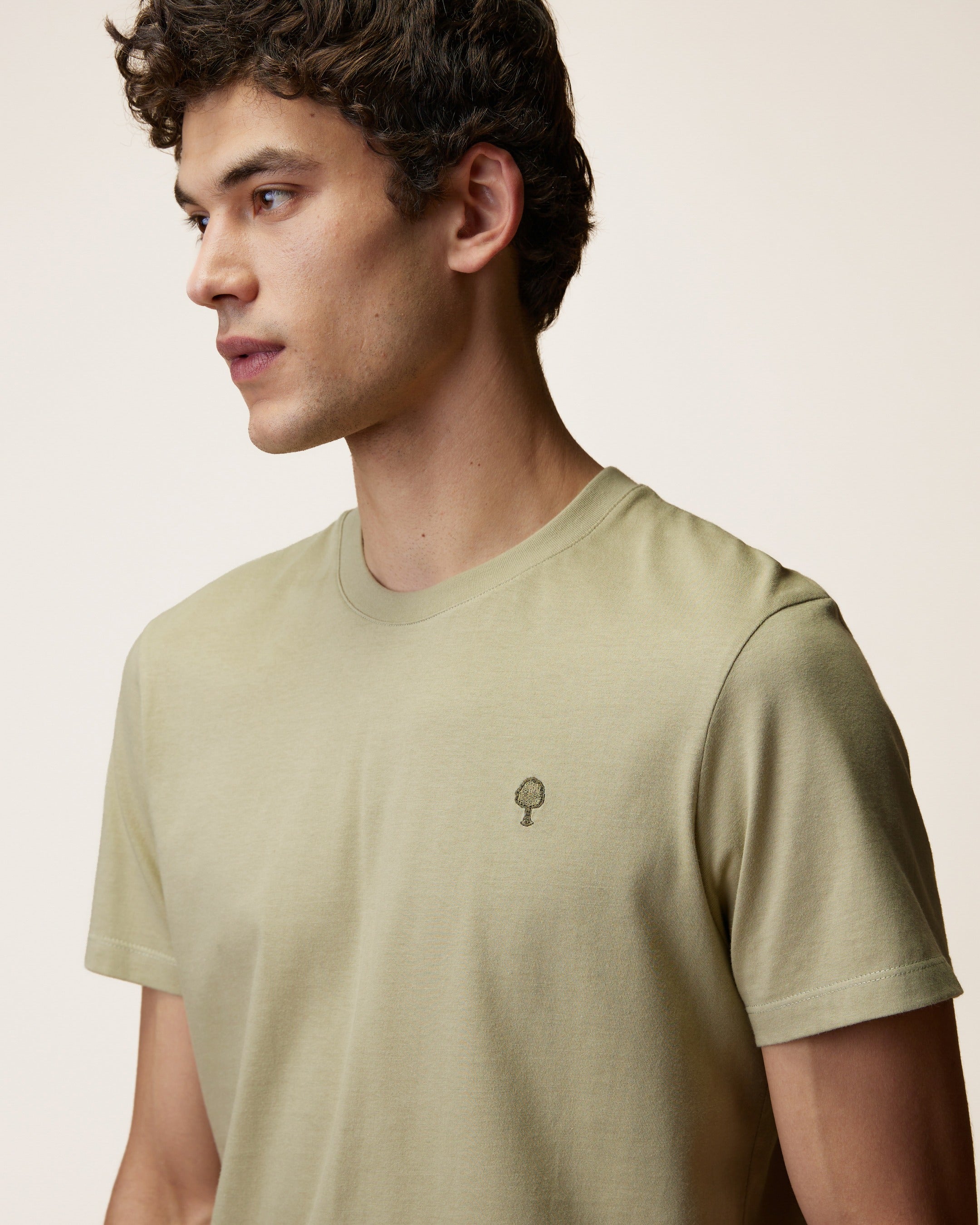 faguo-arcy-t-shirt-homme-pistache-coton-recycl image 3