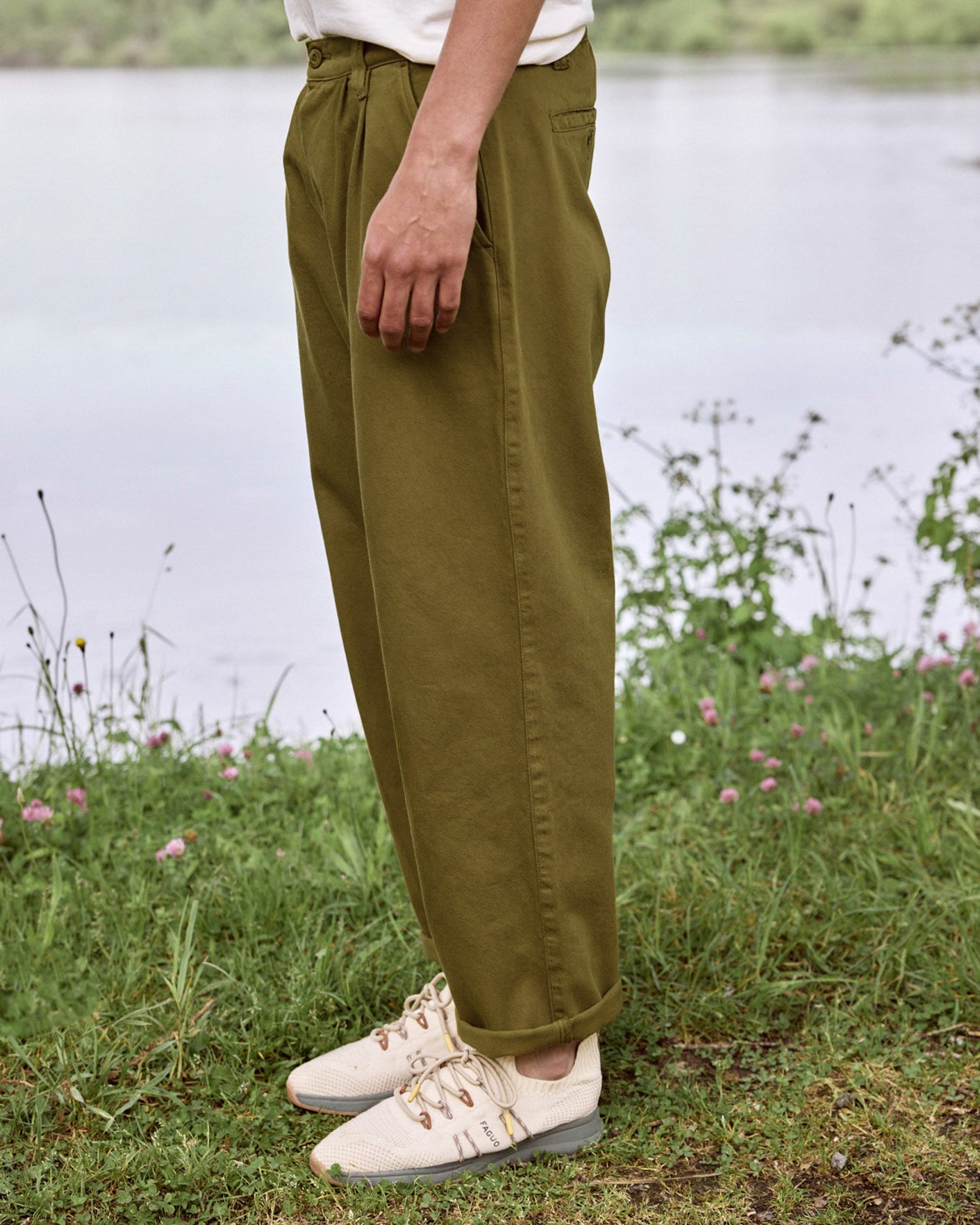 faguo-landais-pantalon-chino-homme-kaki-fonc-large image 7
