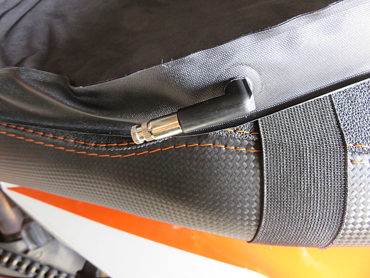 amphibious-softseat-m-coussin-moto-autogonflable image 3