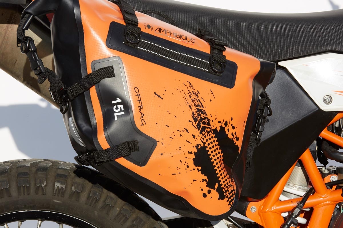 amphibious-offbag-paire-de-sacoches-moto-tanches image 8
