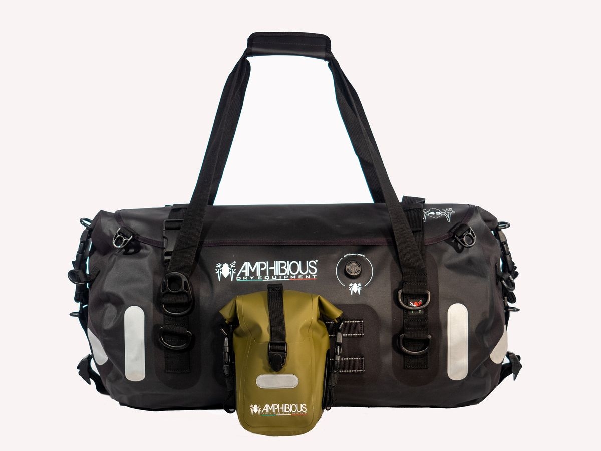 amphibious-voyager-light-evo-ii-60l-sac-tanche-convertible-zaino image 3