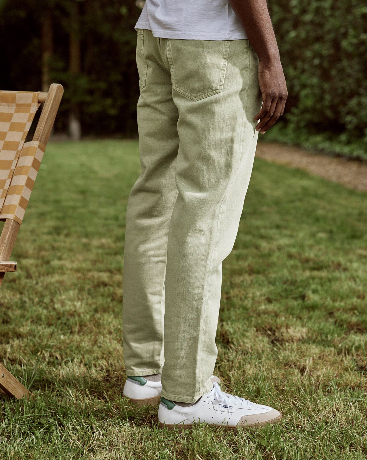 faguo-tapered-jean-fusel-5-poches-kaki-clair-homme image 5