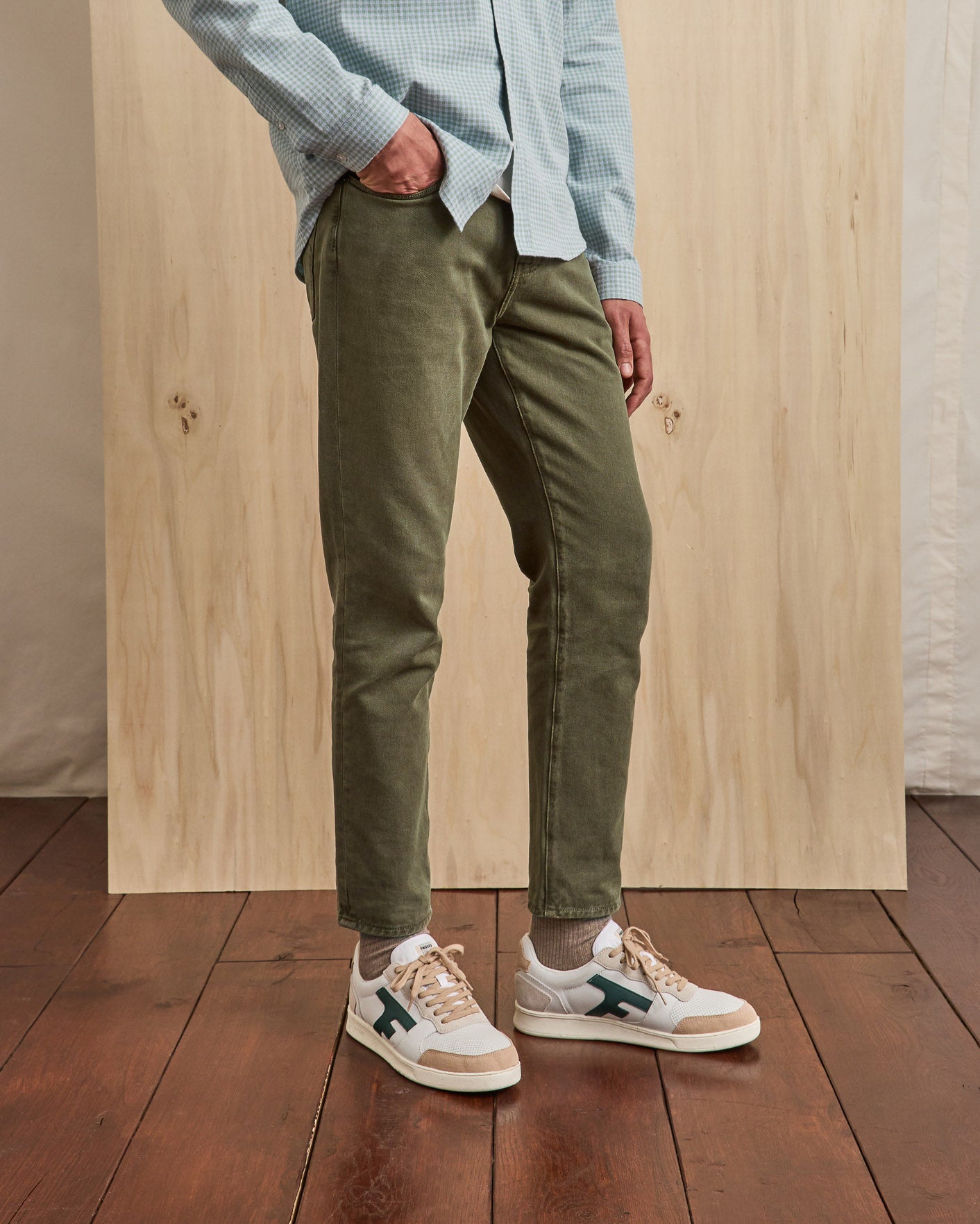 faguo-tapered-jean-homme-marron-coton-recycl-coupe-fusel-e image 5