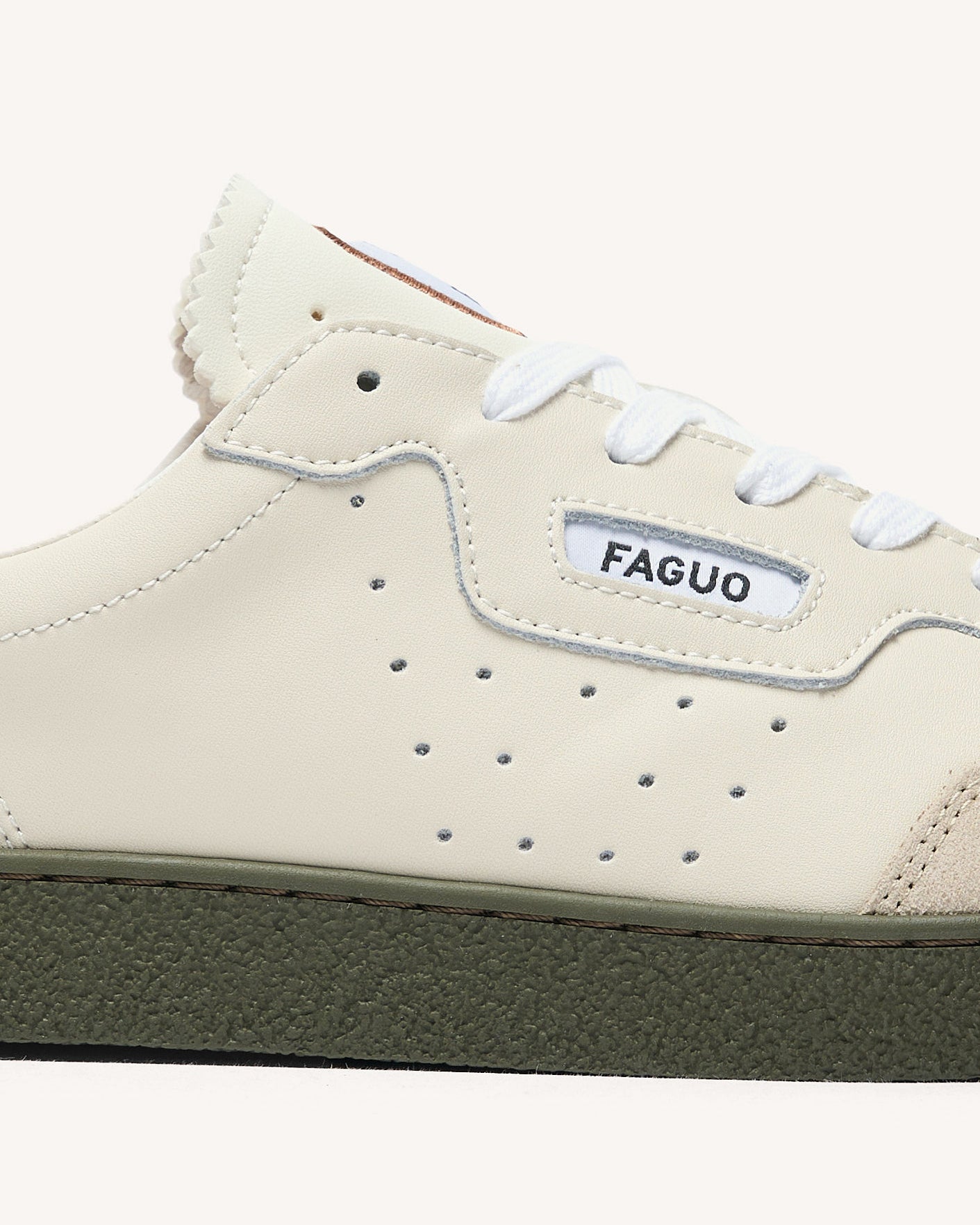 faguo-baskets-lumbo-cru-et-kaki-cuir-su-de-football image 2