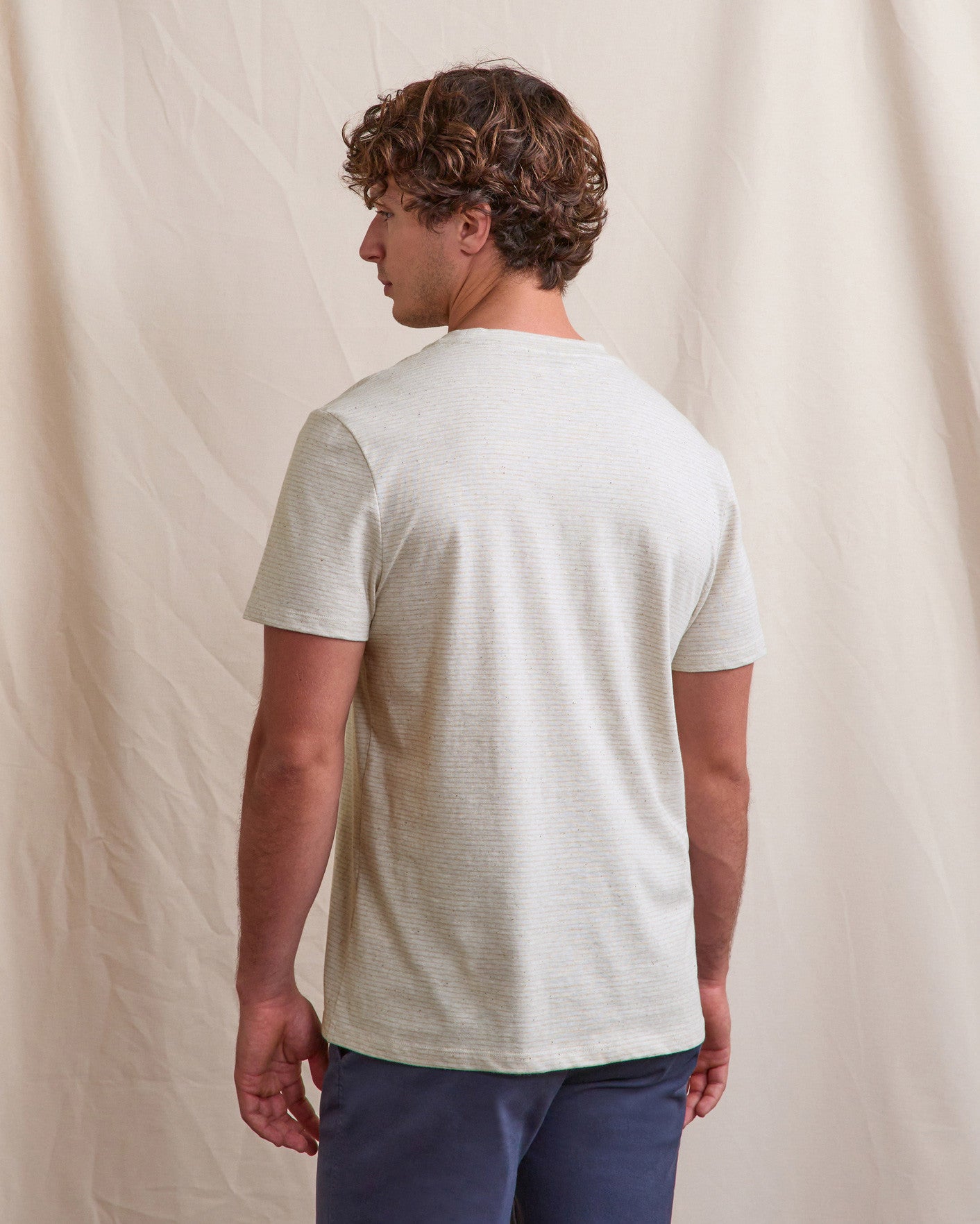 faguo-olonne-t-shirt-cr-me-et-beige-clair-poche-homme image 5