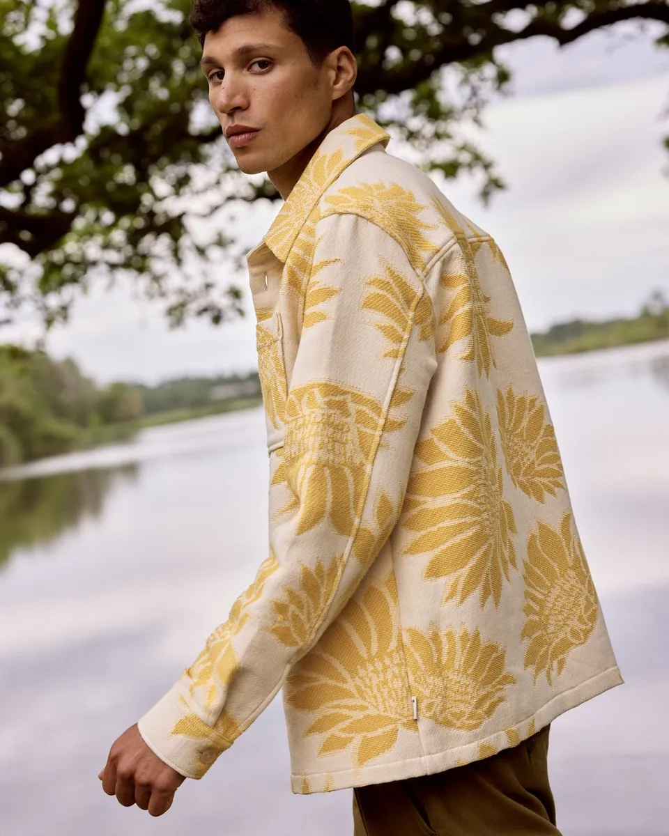 faguo-gastine-surchemise-homme-cr-me-et-jaune-jacquard-oversize image 1