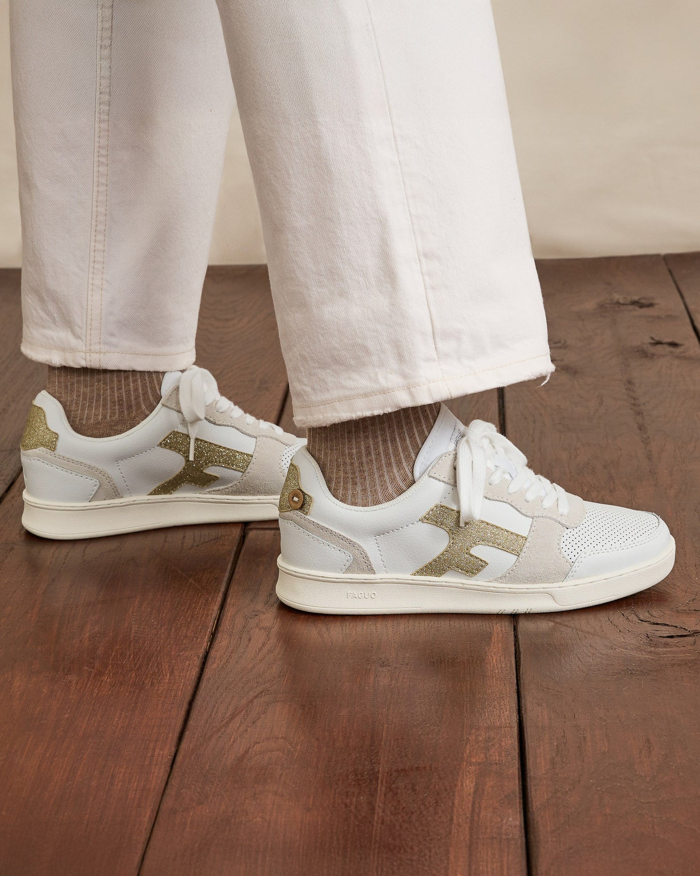 faguo-baskets-femme-hazel-blanches-et-dor-es-en-cuir image 2