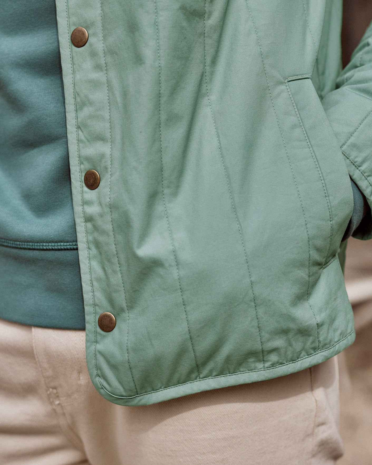faguo-obernai-veste-vert-d-eau-en-toile-de-coton-matelass-e image 3