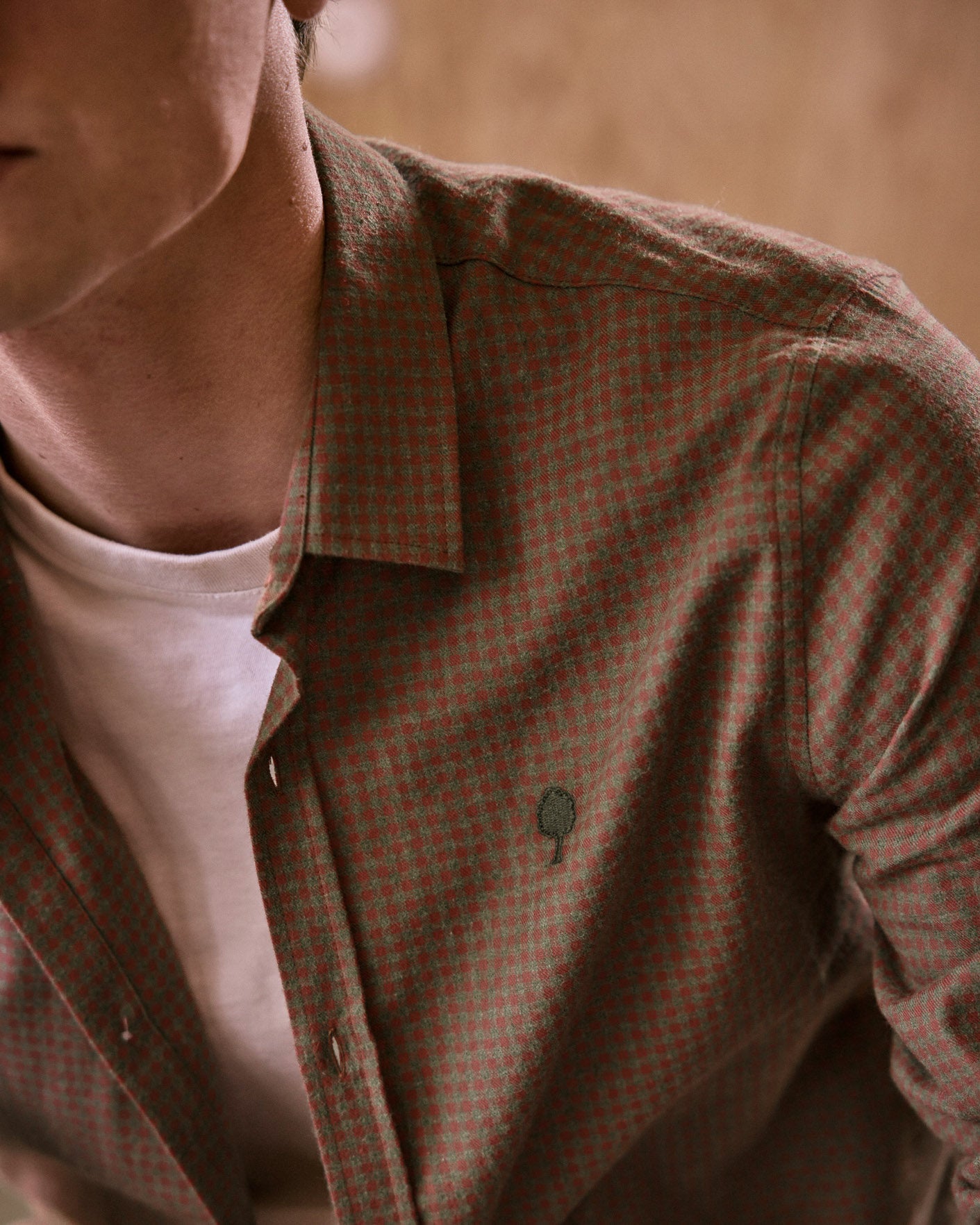faguo-iraty-chemise-kaki-et-rose-flanelle-vichy-homme image 3